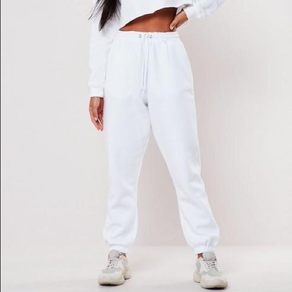 Nwt Missguided White Oversized 9s 